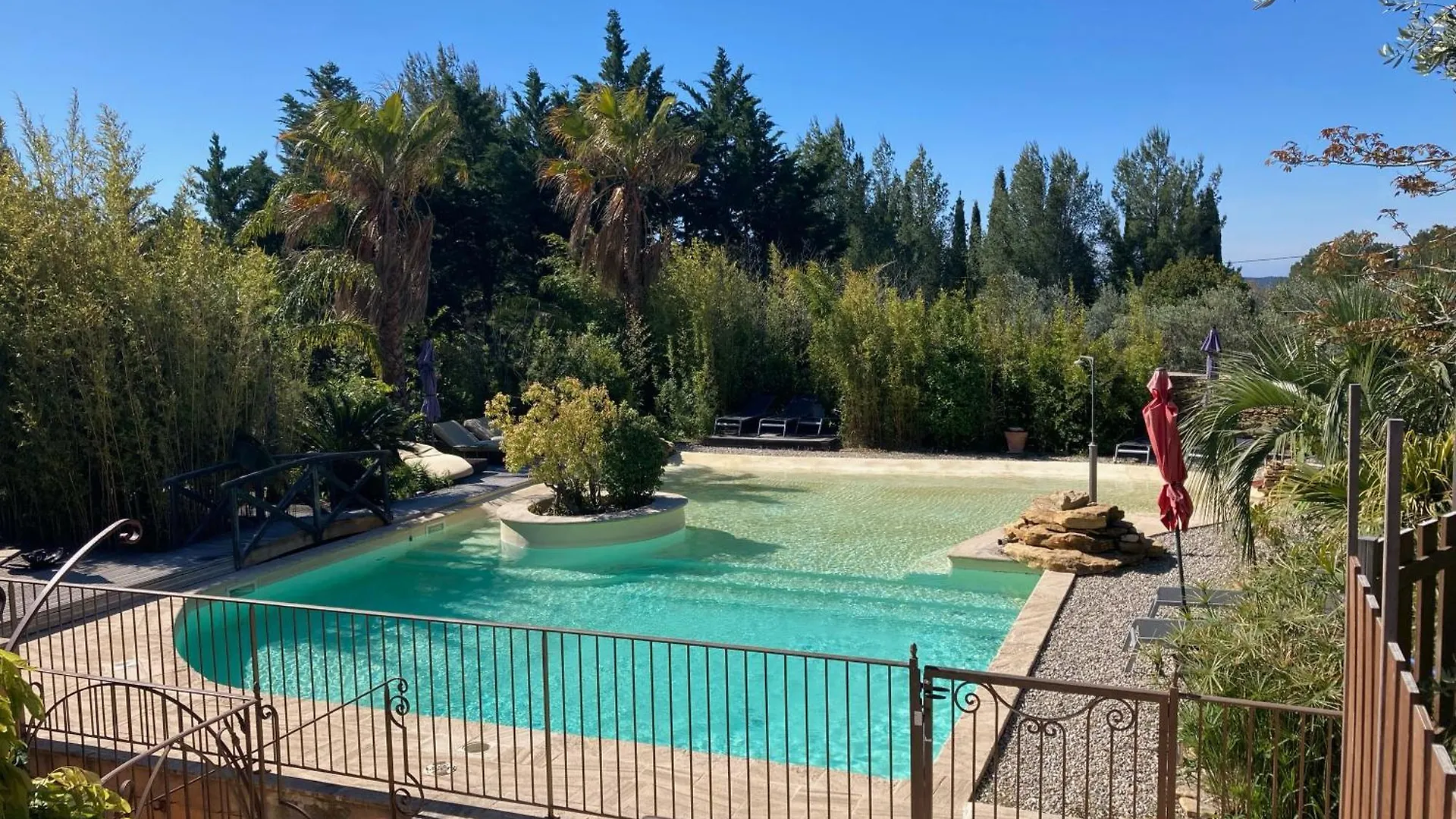 Le Chene Apartment Laouque